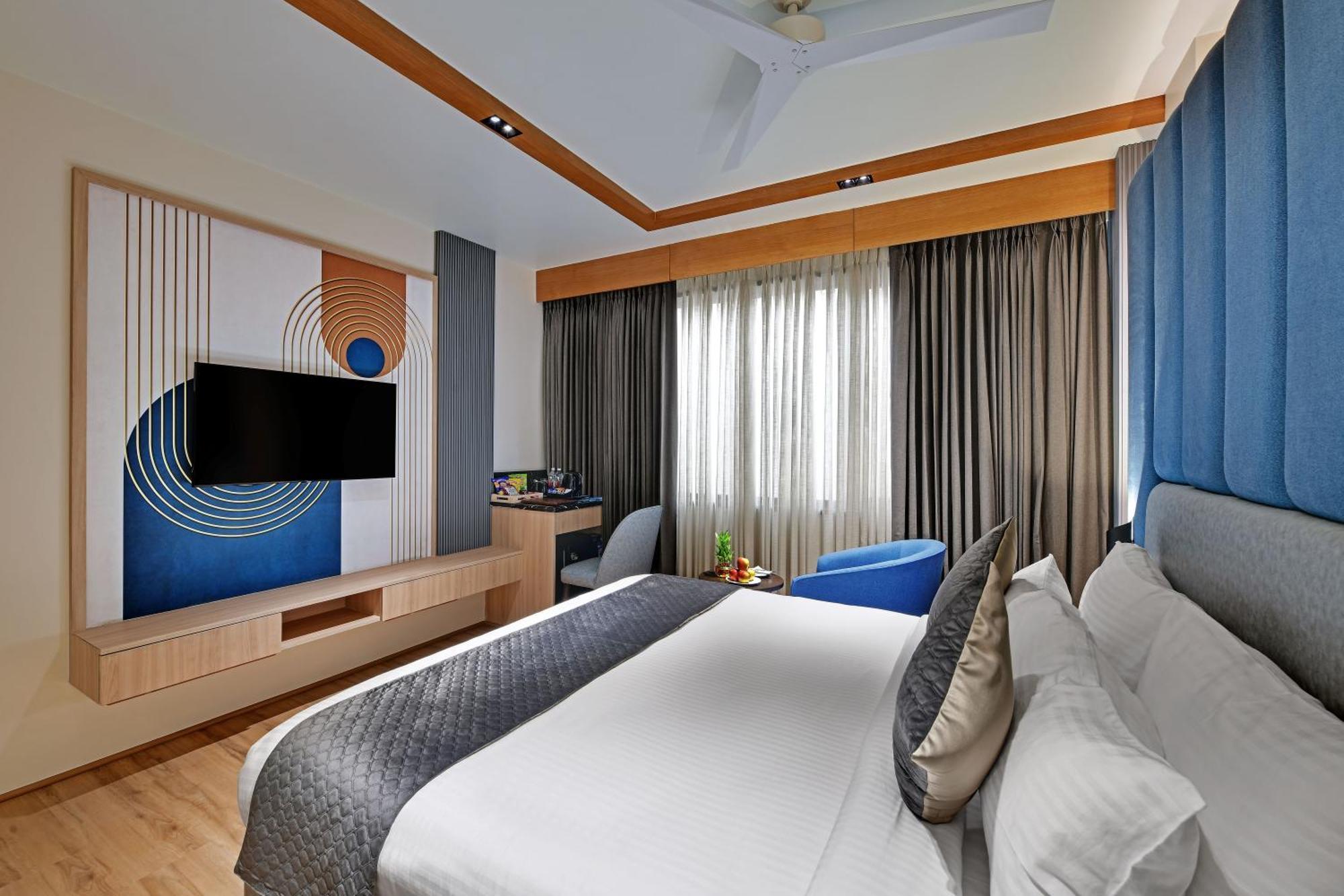 Quality Inn City Centre Varanasi Esterno foto