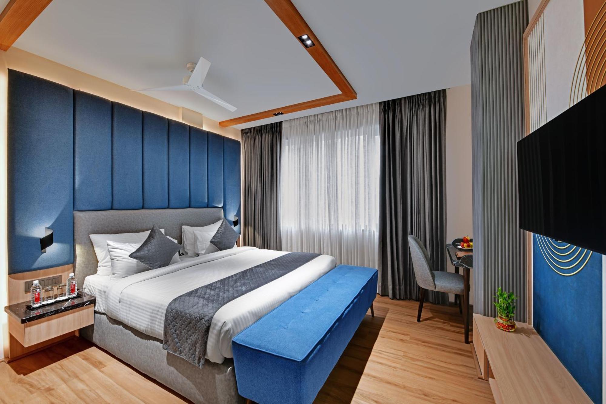 Quality Inn City Centre Varanasi Esterno foto
